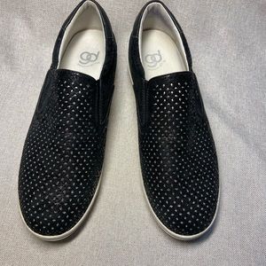 - Women's Clara Casual Flats. Leather Size USA 10W